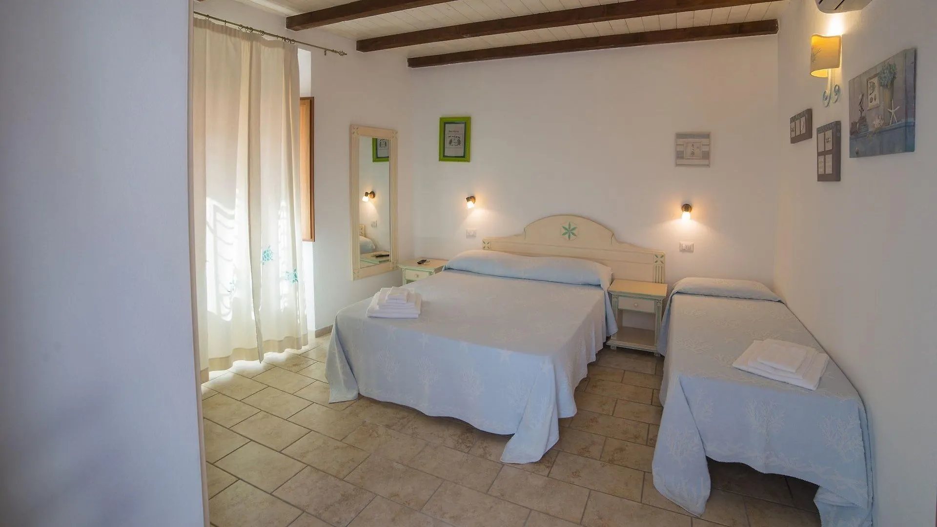 Olbia Domus Inn 3*,  Italië