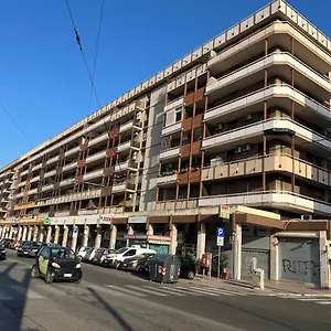 Capruzzi 240 , Bari Italië